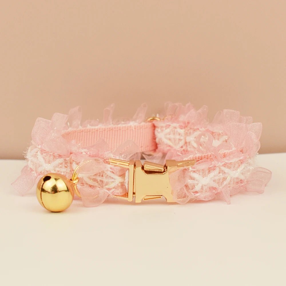 Petspuff Personalised Lace Cat Collar with Bell & Matching Lead – Engraved Name Tag