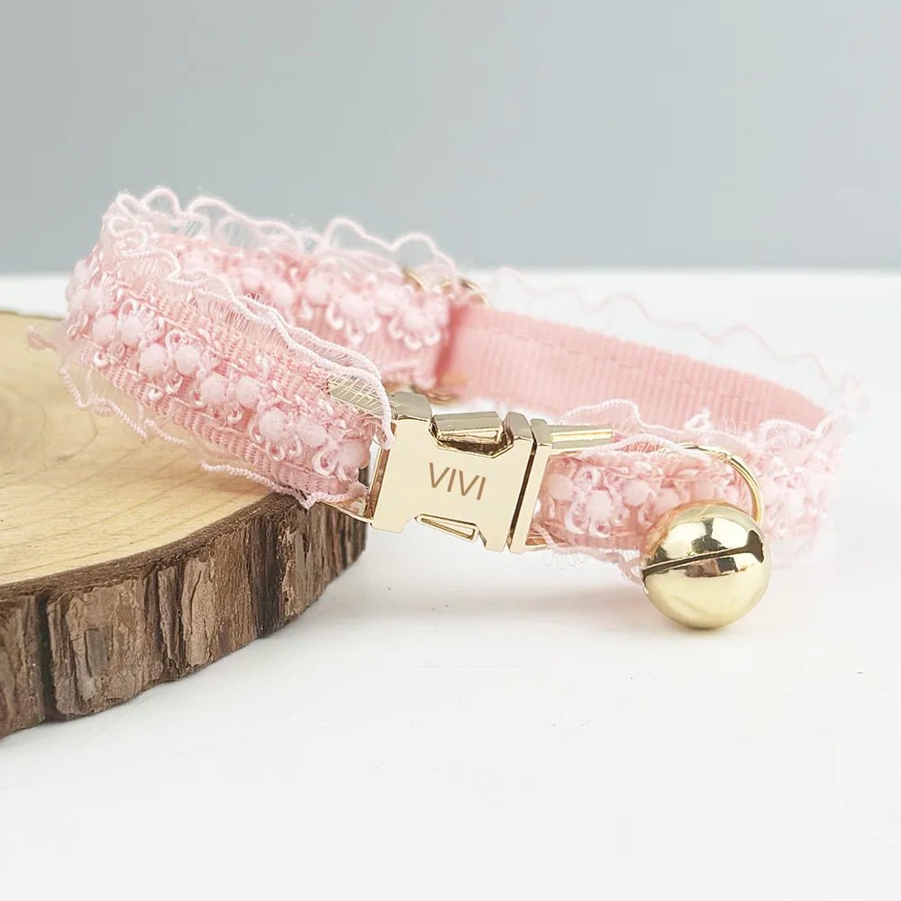 Petspuff Personalised Lace Cat Collar with Bell – Engraved Name Tag | 5 Colours