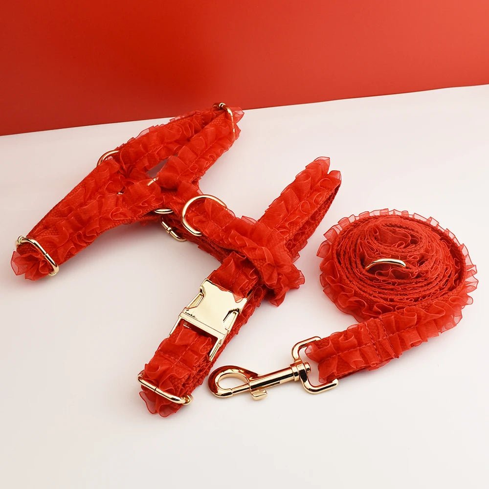 Petspuff Personalised Red Lace Wedding Dog Collar, Harness & Lead – Engraved Nameplate | 3-Piece Set