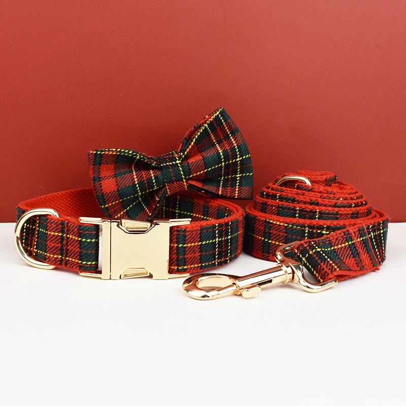 Petspuff Personalised Red Check Christmas Dog Collar & Lead Set – Engraved Name Tag & Bow