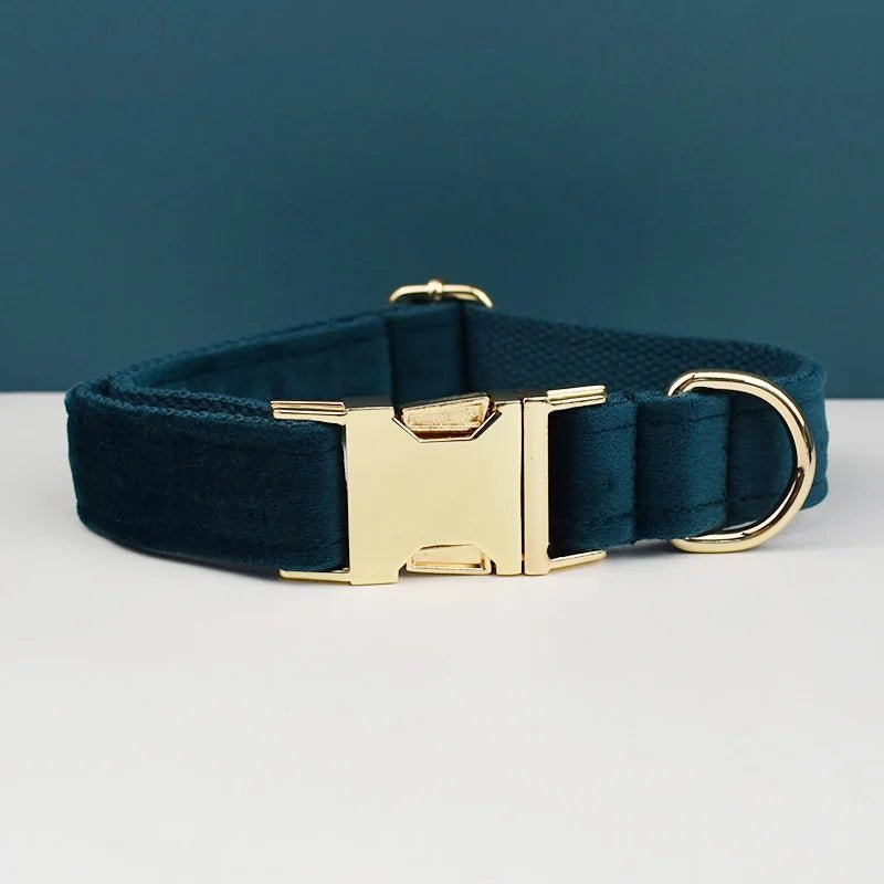 Petspuff Personalised Velvet Dog Collar with Gold Buckle, Bow Tie & Lead – Engraved Name Tag