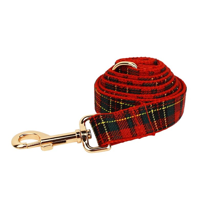 Petspuff Personalised Red Check Christmas Dog Collar & Lead Set – Engraved Name Tag & Bow