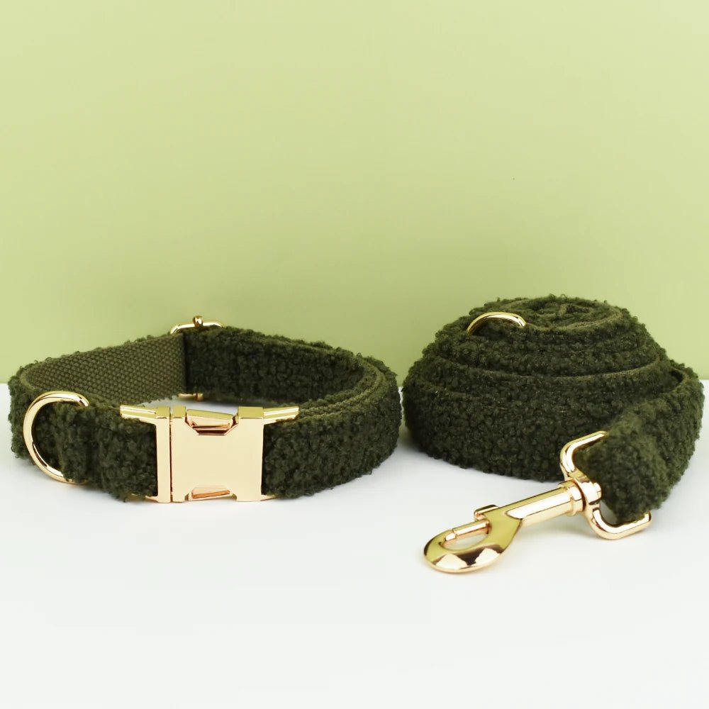 Petspuff Personalised Army Green Teddy Fleece Dog Collar & Lead Set – Engraved Name Tag | Christmas - Petspuff