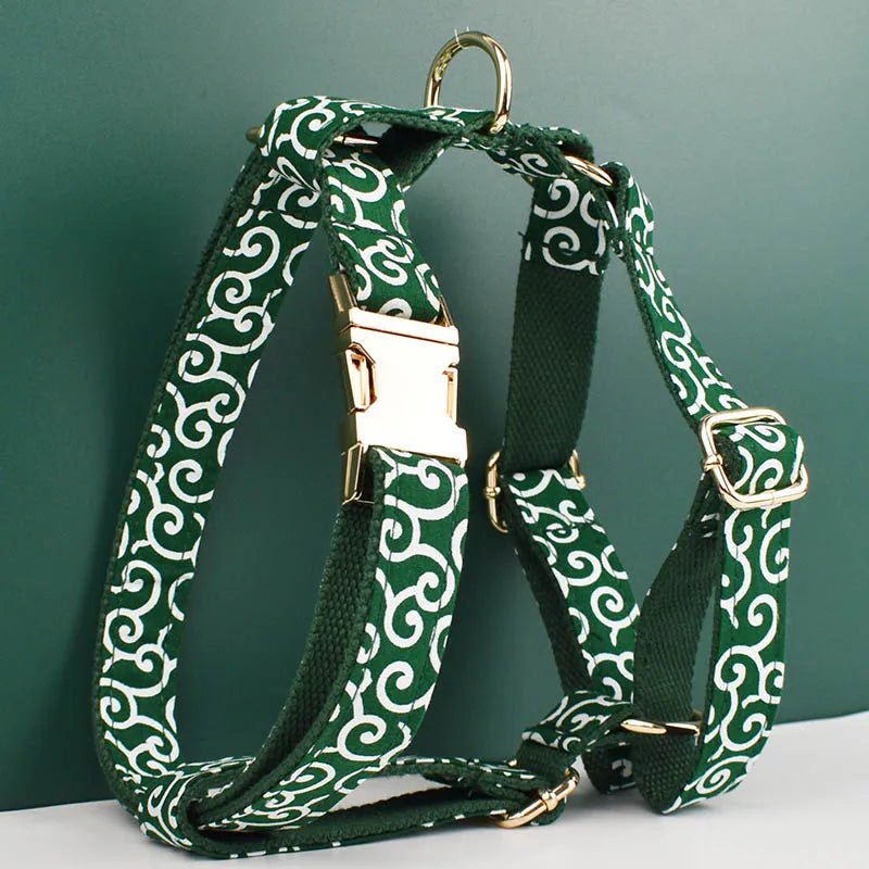 Petspuff Green Leaf Print Cotton Dog Collar, Harness & Lead Set with Bow – XS–XL