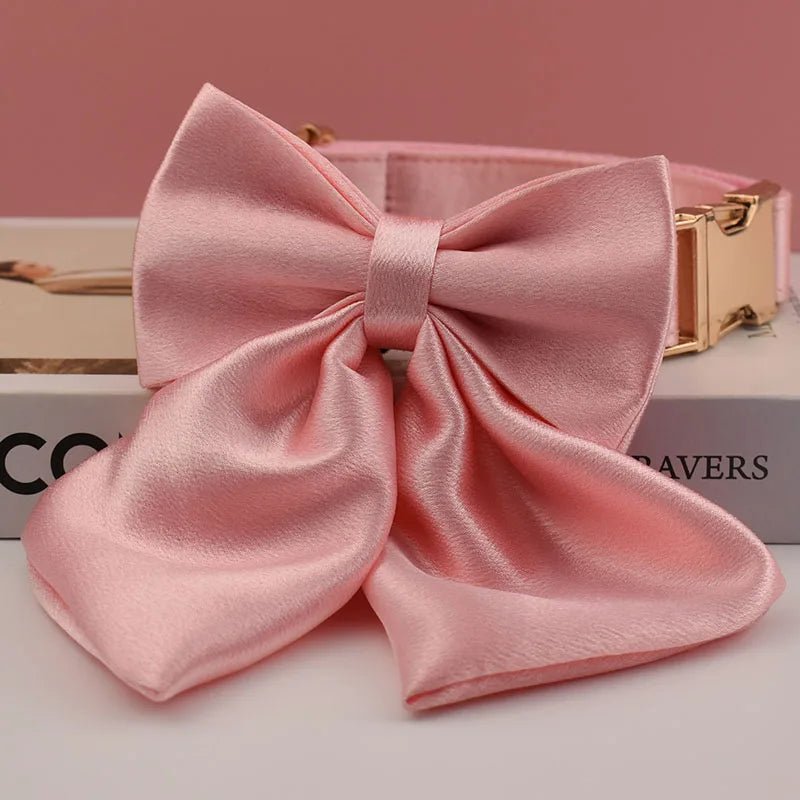 Petspuff Personalised Pink Print Dog Collar & Lead for Medium & Large Dogs – Engraved Name Tag & Bow