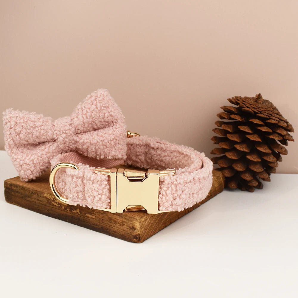 Petspuff Personalised Knitted Teddy Dog Collar & Lead Set – Engraved Name Tag, Bow & Harness | Christmas - Petspuff