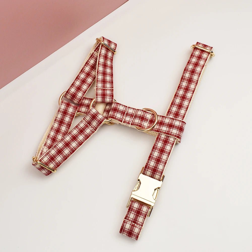 Petspuff Personalised Red Plaid Dog Collar, Harness & Lead Set – Engraved Name Tag & Bow | Christmas