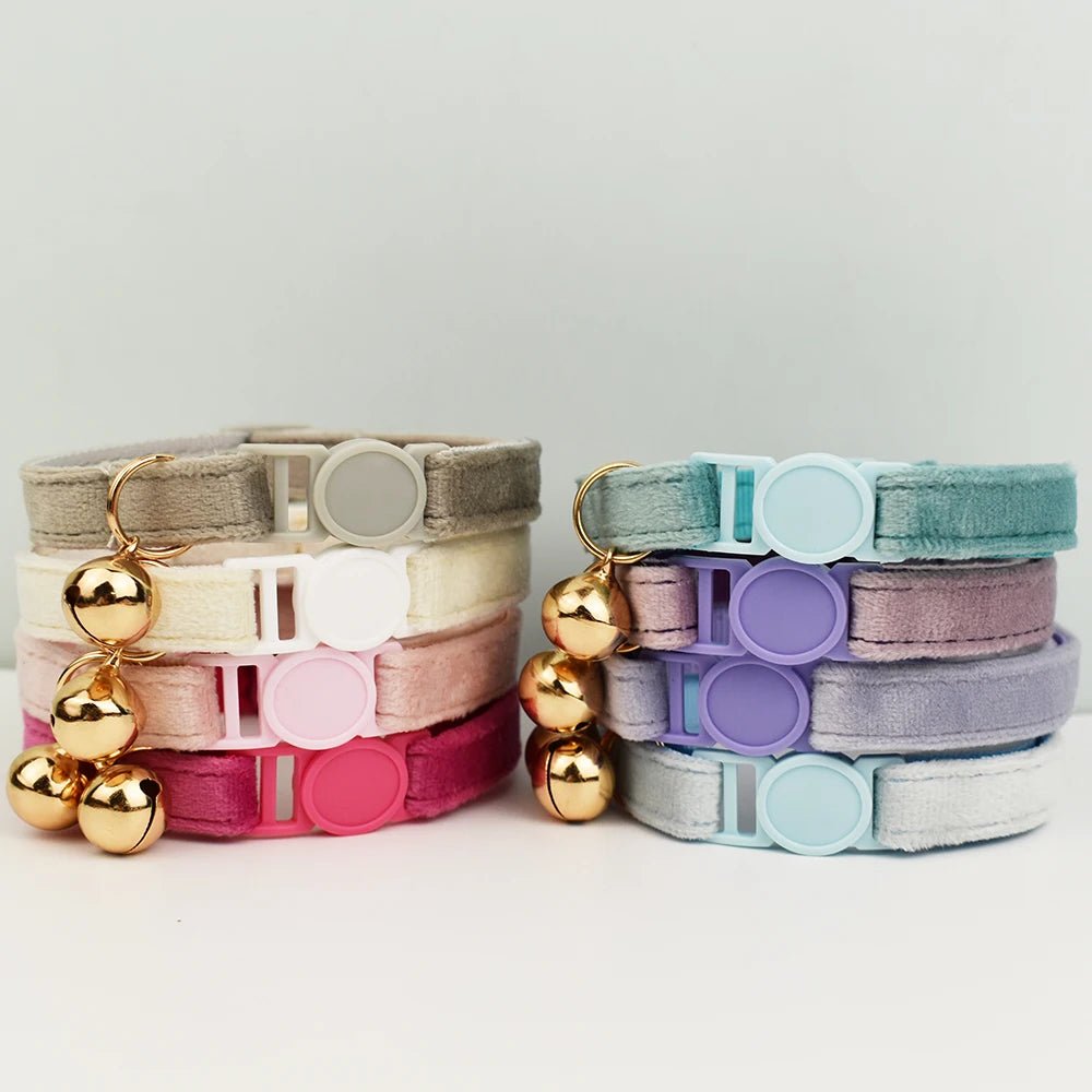 Petspuff Velvet Cat Collar with Bow Tie & Breakaway Safety Buckle – 14 Colours - Petspuff