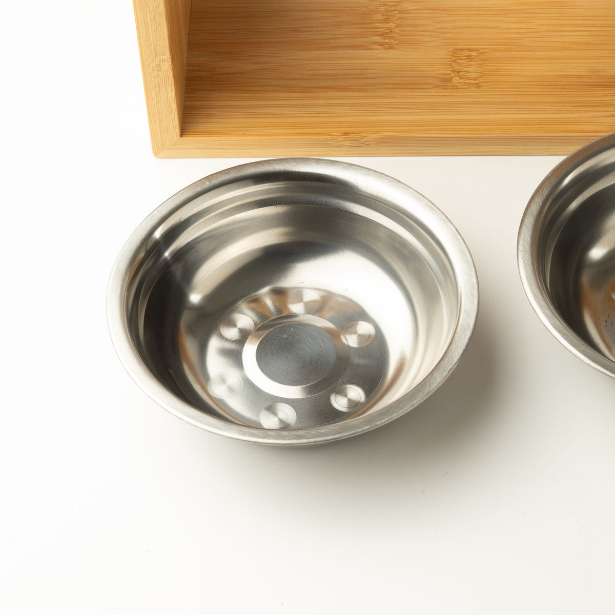 Petspuff Double Stainless Steel Pet Bowls in Wooden Stand – Raised Food & Water Station | Large 2 × 13cm